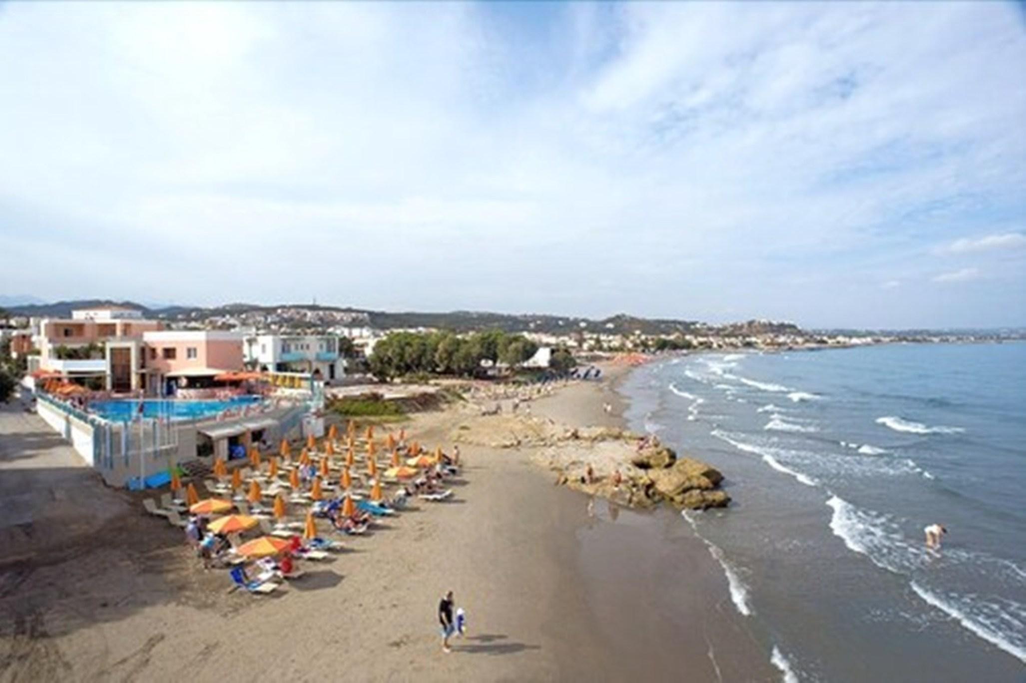 Chrispy Beach Resort, Agia Marina Exterior foto
