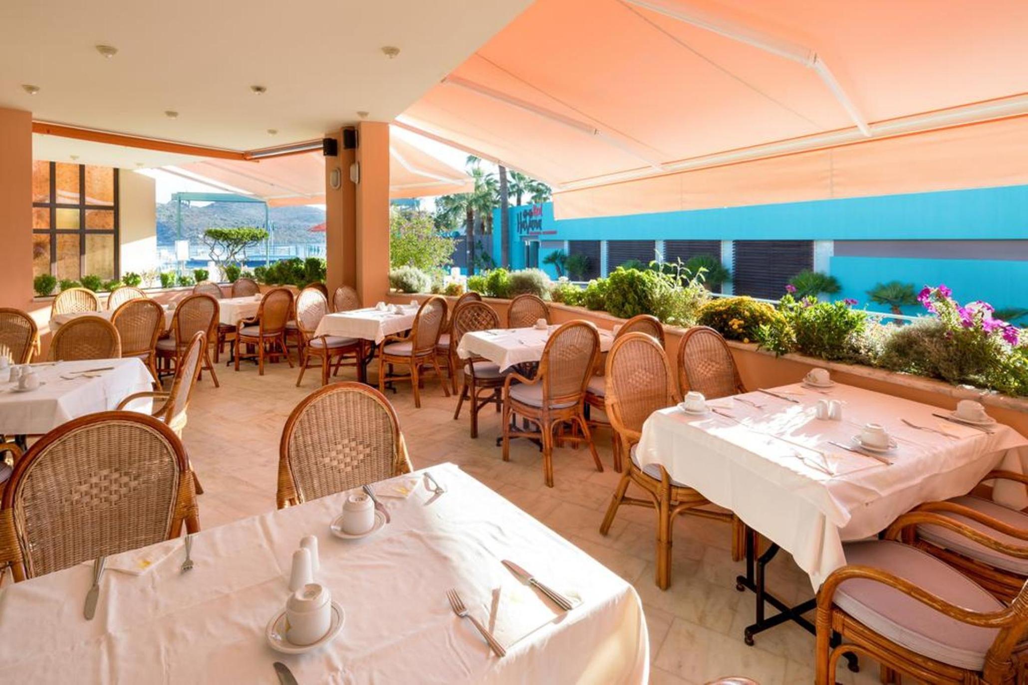 Chrispy Beach Resort, Agia Marina Exterior foto