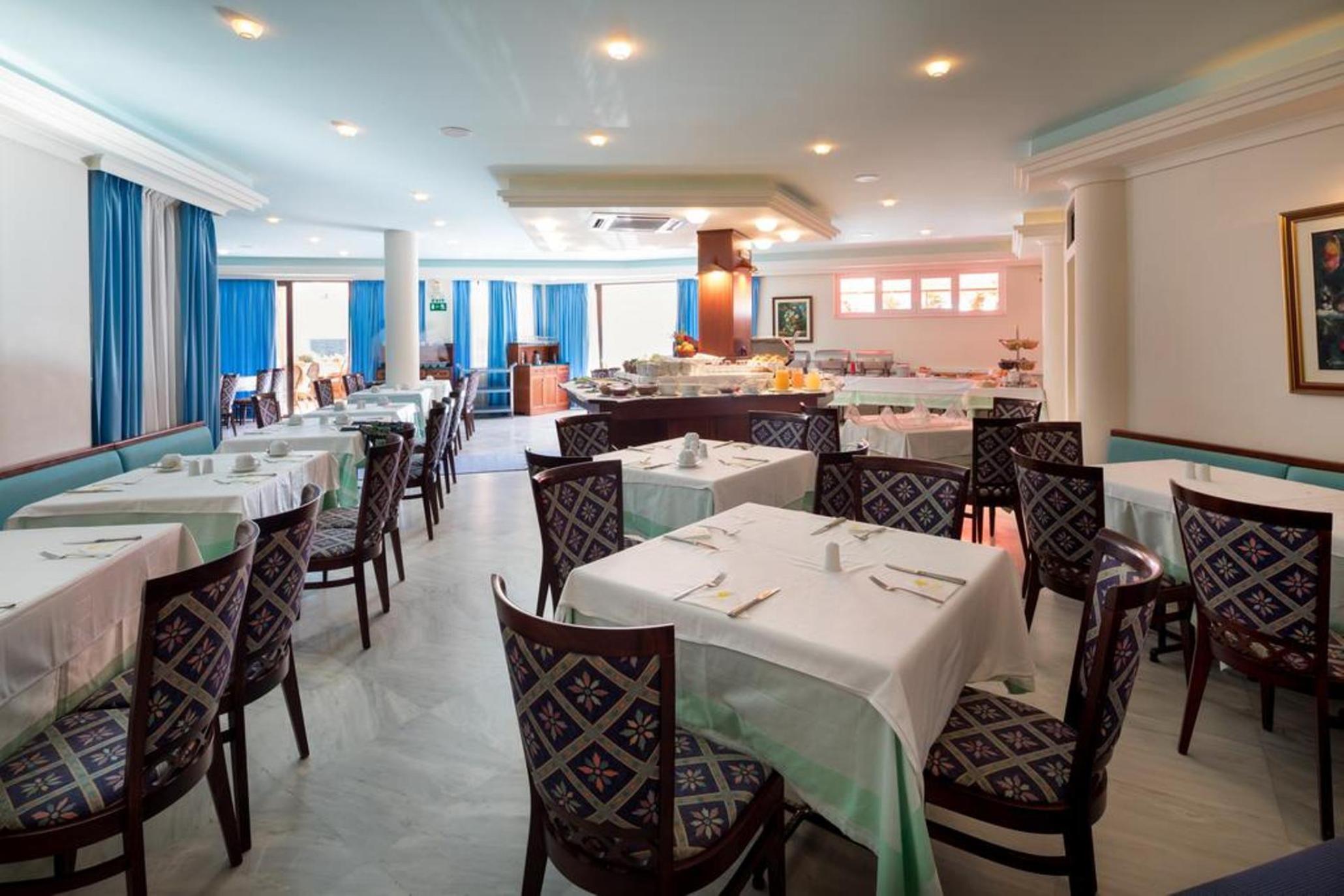 Chrispy Beach Resort, Agia Marina Exterior foto