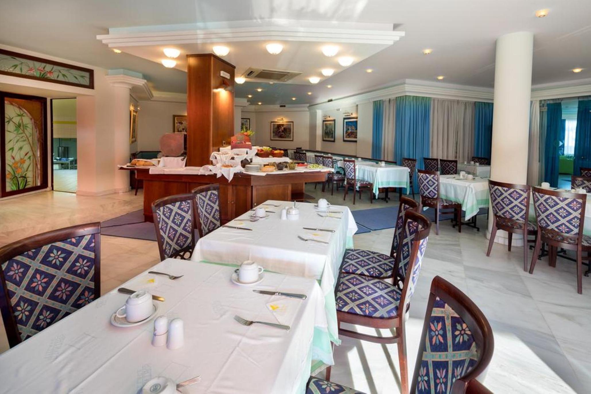 Chrispy Beach Resort, Agia Marina Exterior foto