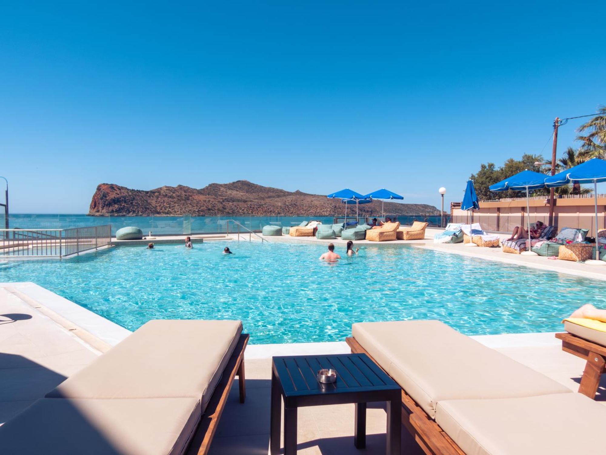 Chrispy Beach Resort, Agia Marina Exterior foto