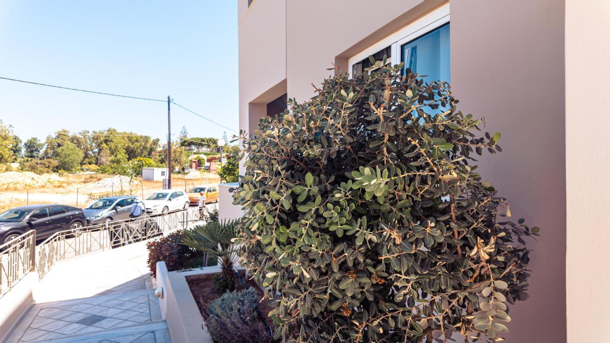 Chrispy Beach Resort, Agia Marina Exterior foto